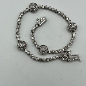 Elegant Silver Floral Bracelet